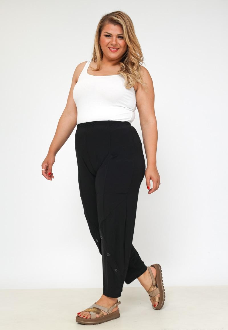 Pantaloni tascabili fluidi con pulsanti