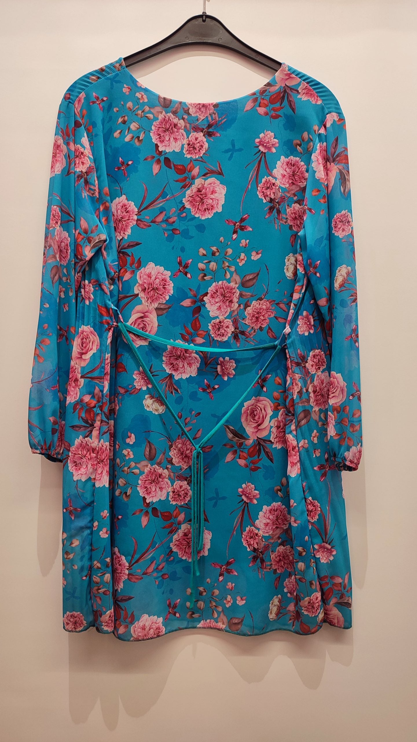 Abito plissettato con stampa floreale