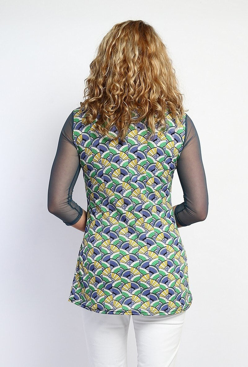 Blusa con maniche a rete