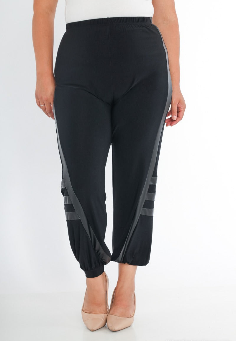 Pantaloni in vita elastica con pelle PU