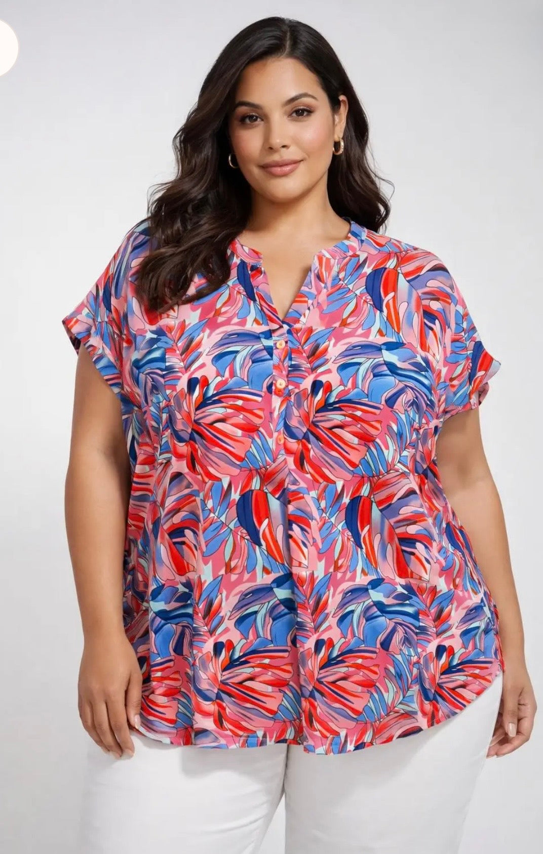 Casacca Donna Curvy a Fiori Fucsia Azzurro e Turchese – Taglie Comode con Scollo a V e Bottoni