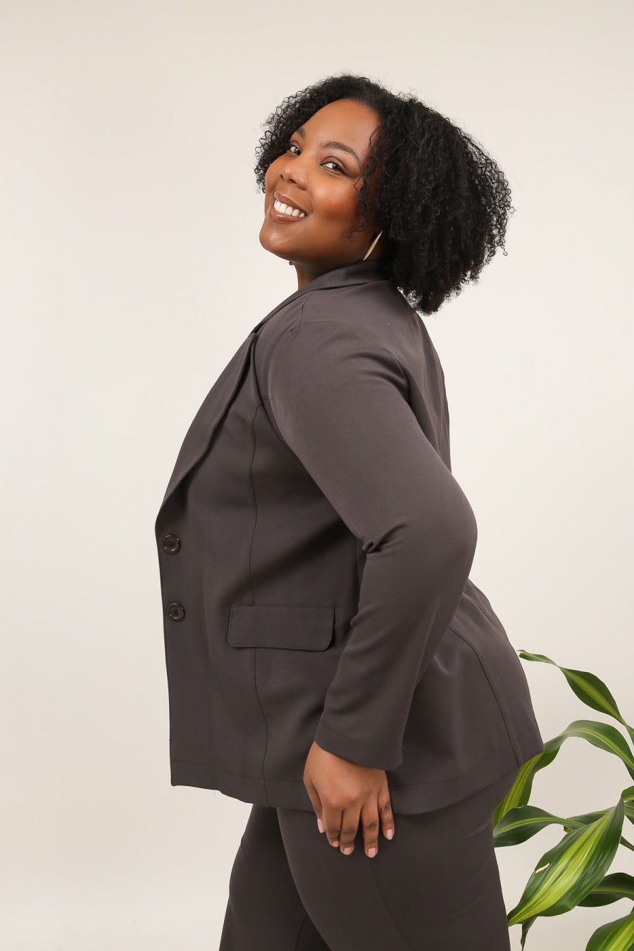 Giacca Tailleur Elegante a Due Bottoni – Versatile & Raffinata