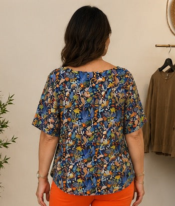 Camicia in Cotone Asimmetrica con Soffietto sul Retro