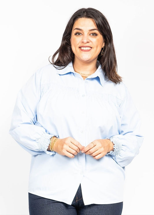 Camicia colore azzurro