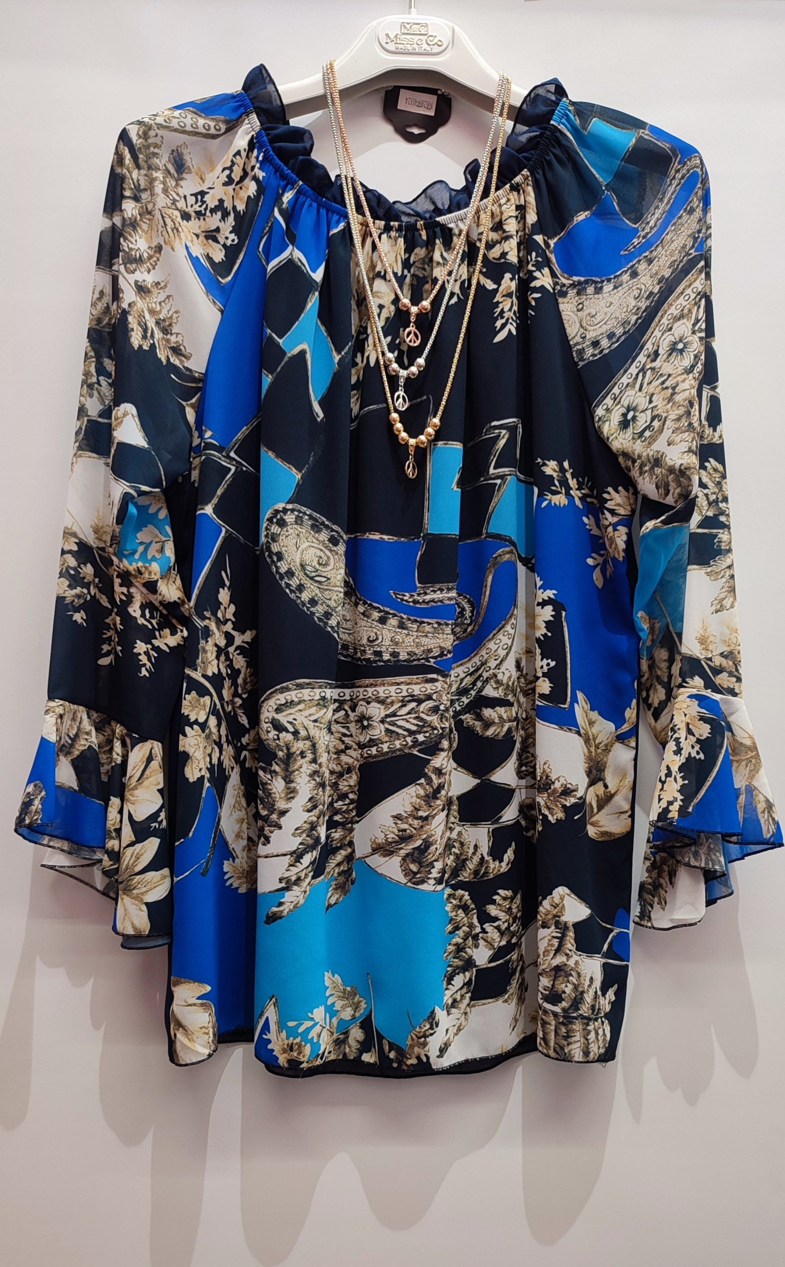 Blusa con collo arricciato