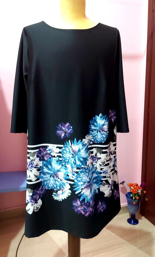 Abito con stampa floreale