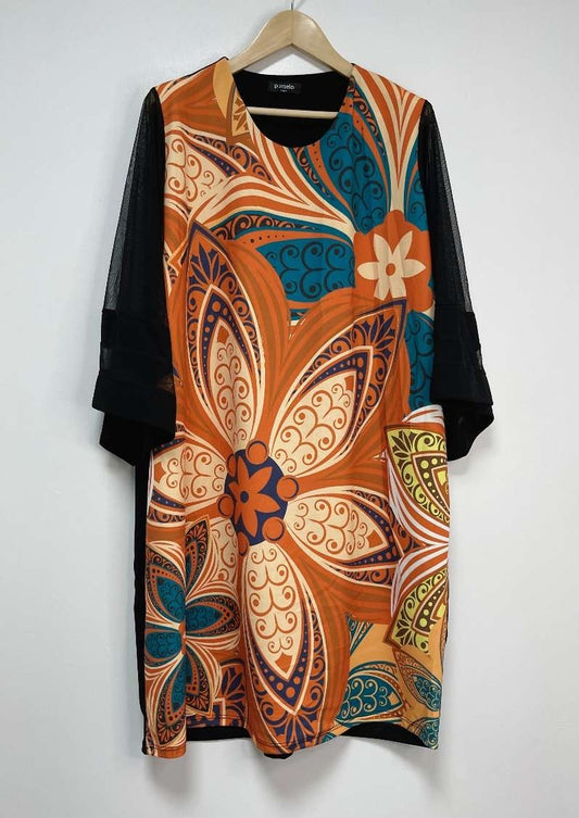 Vestito con maniche a campana